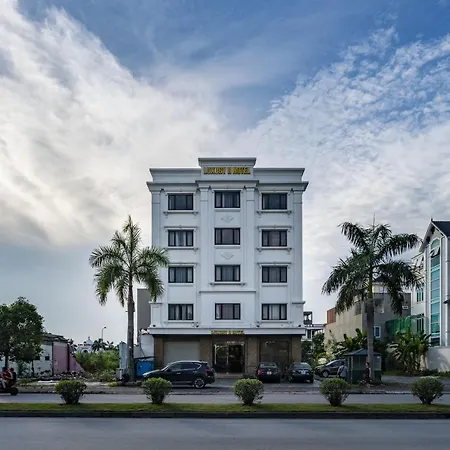 Luxury II Hotel